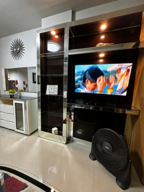 Shell Residences Prime MOA/Jo Alano